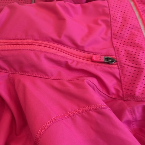 Lululemon Hot Pink Running or Other Jacket—BEAUTIFUL!! Like New! Hood—Size 8 - Picture 8 of 9